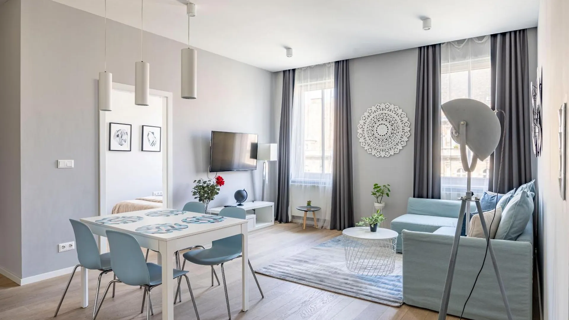 Stylish & Spacious Central Suite By Prestige Homes Budapest 0*,  Ungheria