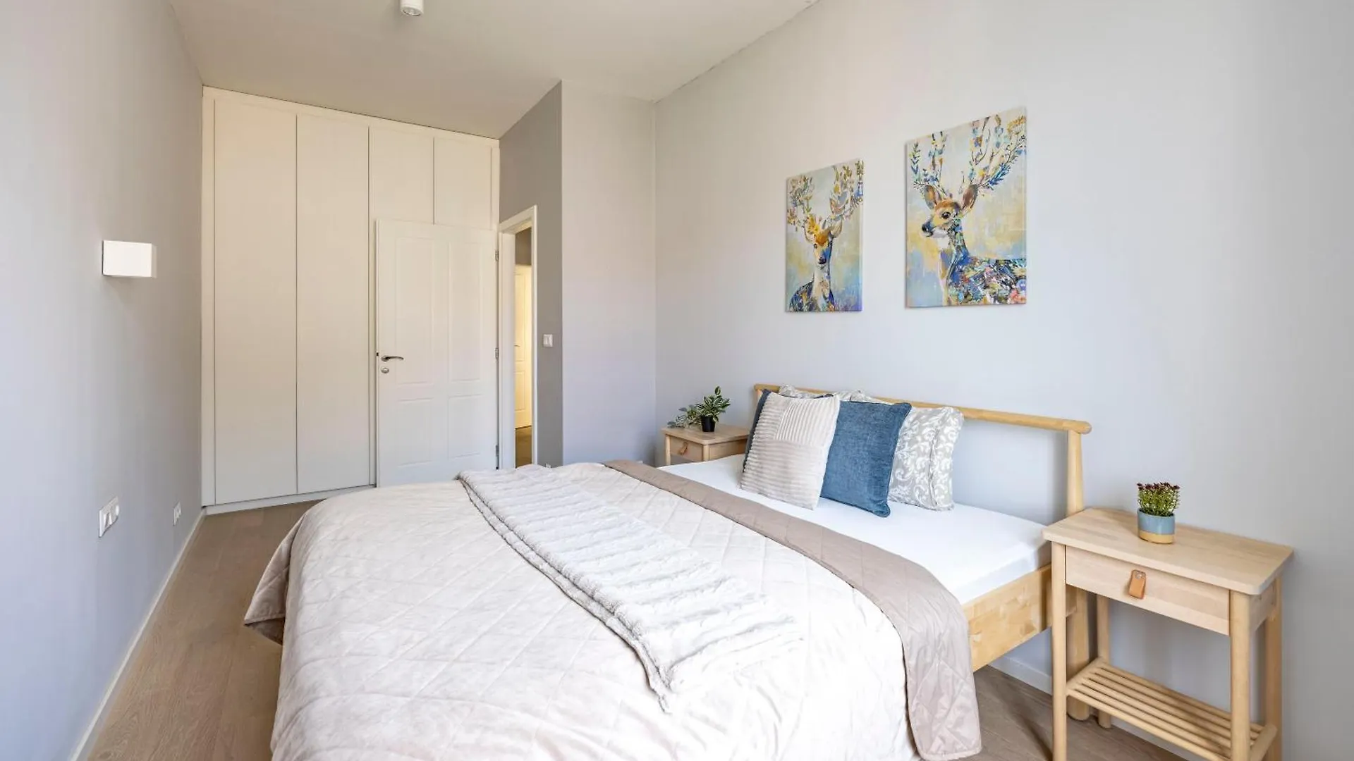 Stylish & Spacious Central Suite By Prestige Homes Budapest Ungheria
